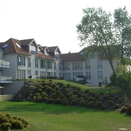 13 Haus Neustein * Stein (Schleswig-Holstein)